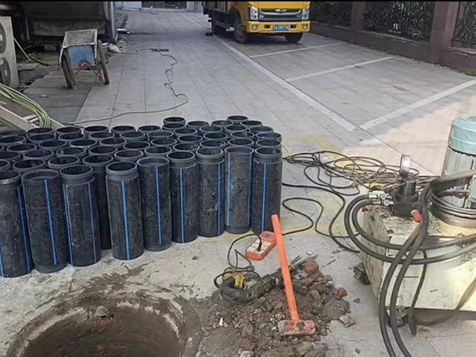 台前PE置换管厂家 DN315置换管 非开挖管短管置换